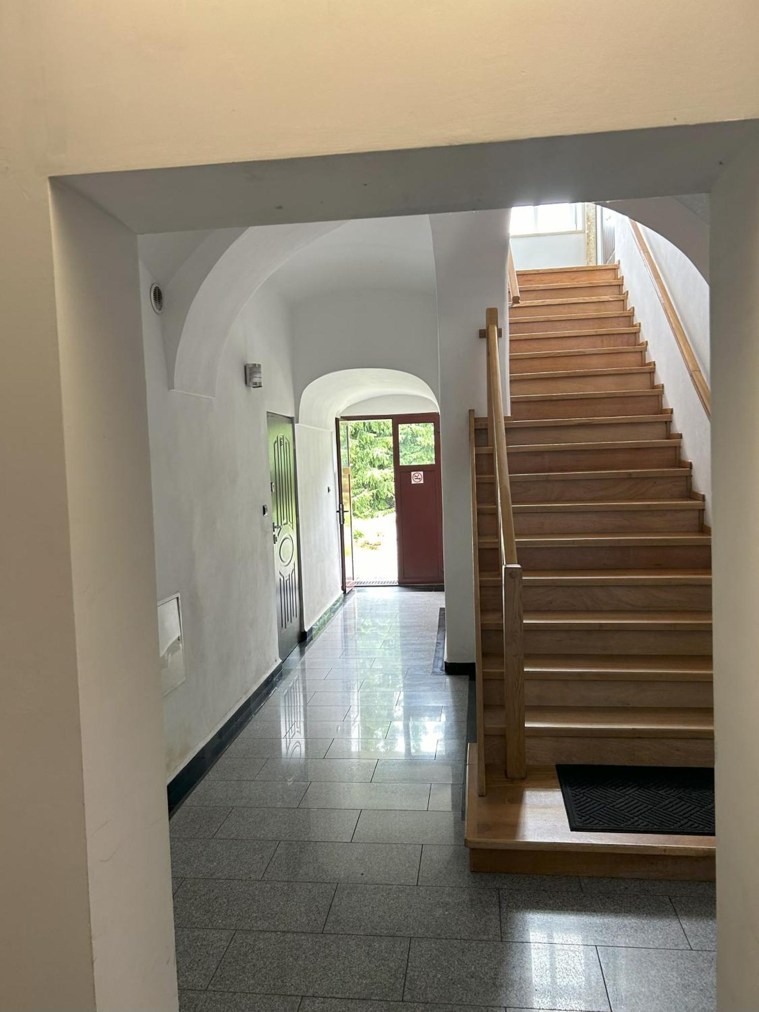 Apartament Tamaja บีเอสโก-เบียวา ภายนอก รูปภาพ
